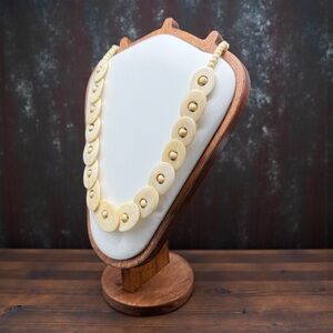 Vintage Hand Carved Natural Graduated Tribal Disc Bead Necklace Southwestern